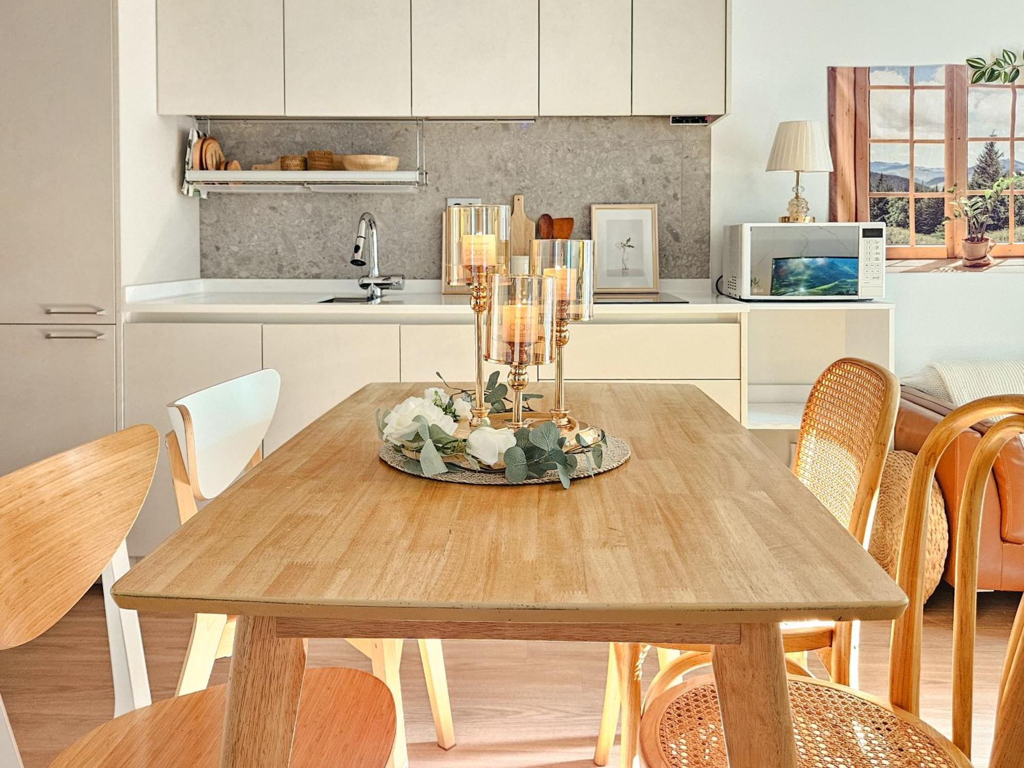 Sensibility Warmth Cozy New Construction Pleasant Hongdae Gangnam 30 Minutes * Seoul